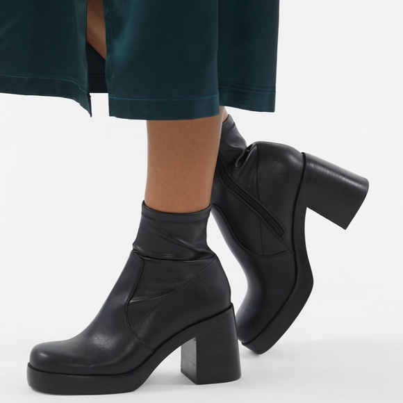 Steve Madden Shoes - Steve Madden UO Exclusive Hooper Platform Boot